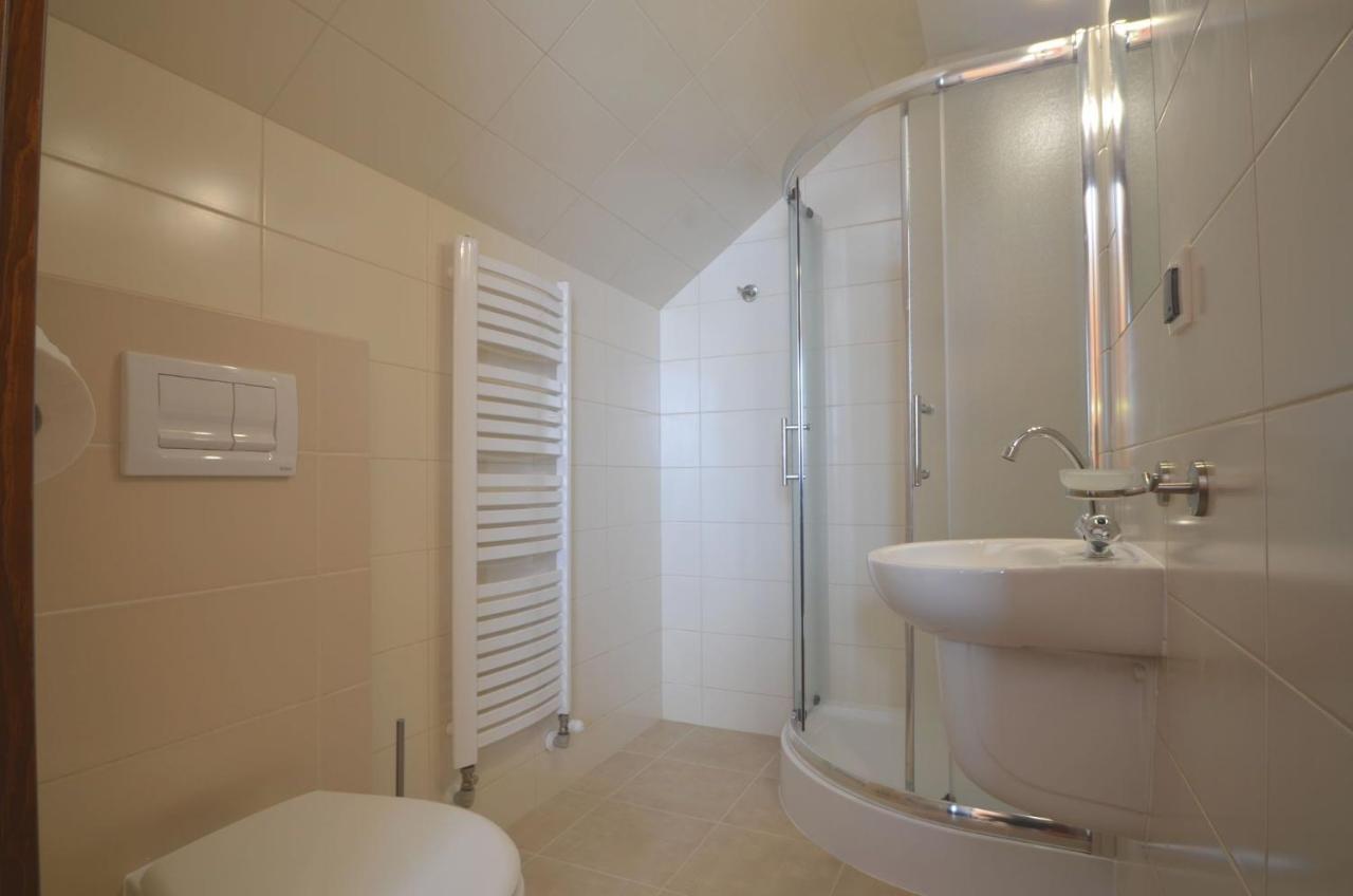 Alpina Otel Krynica Zdroj Dış mekan fotoğraf